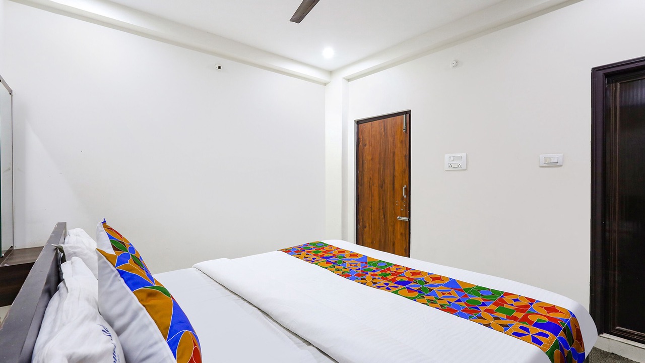 Photo of Bedroom in Srikalahasti