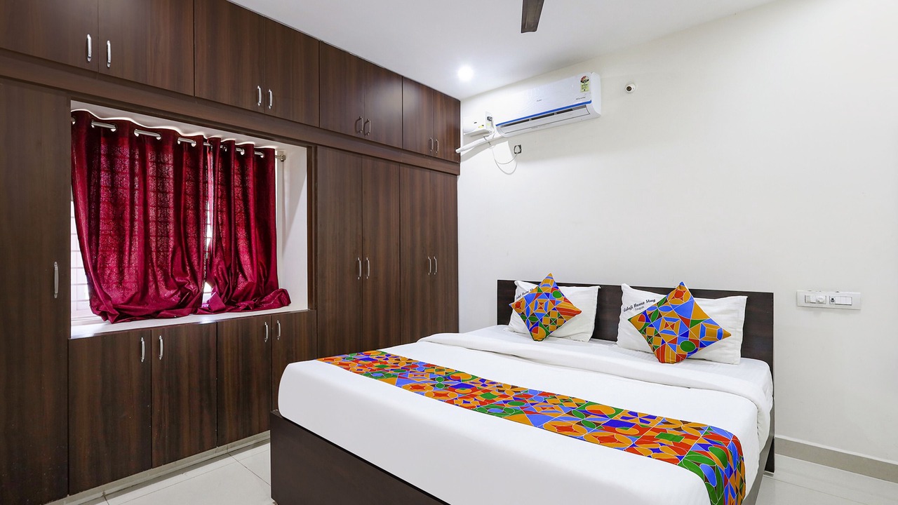 Photo of Bedroom in Srikalahasti