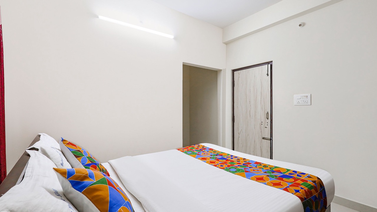 Photo of Bedroom in Srikalahasti