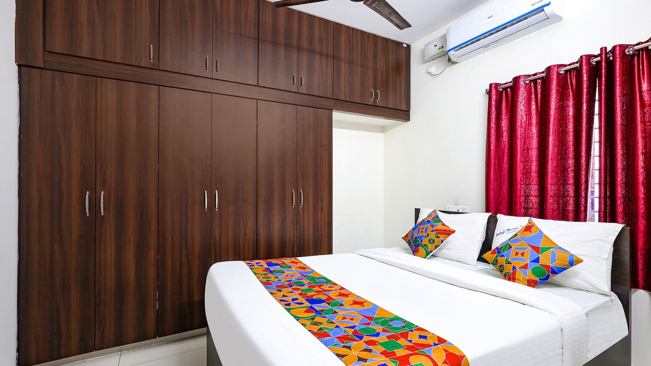 Photo of Bedroom in Srikalahasti
