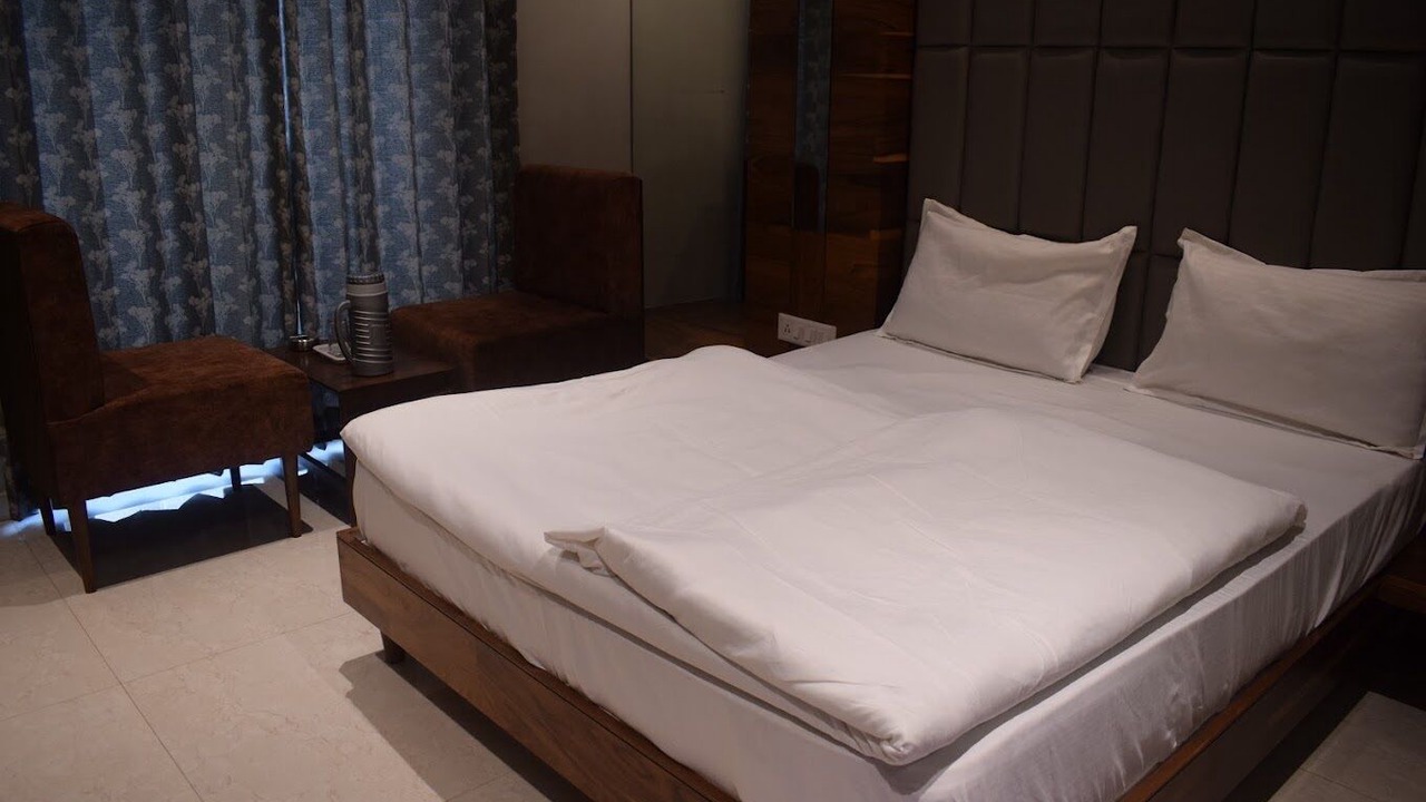 Photo of Bedroom in Ambaji