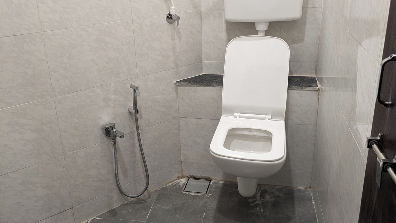 Photo of Bathroom in Vapi