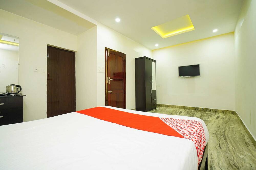Photo of Bedroom in Thiruvananthapuram