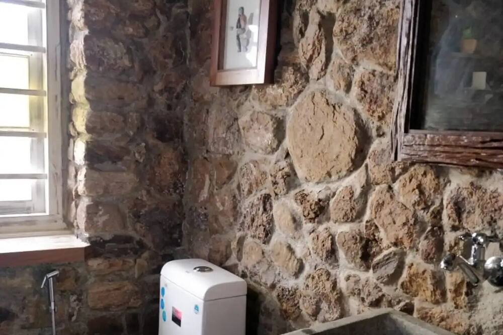 Photo of Bathroom in Elappara