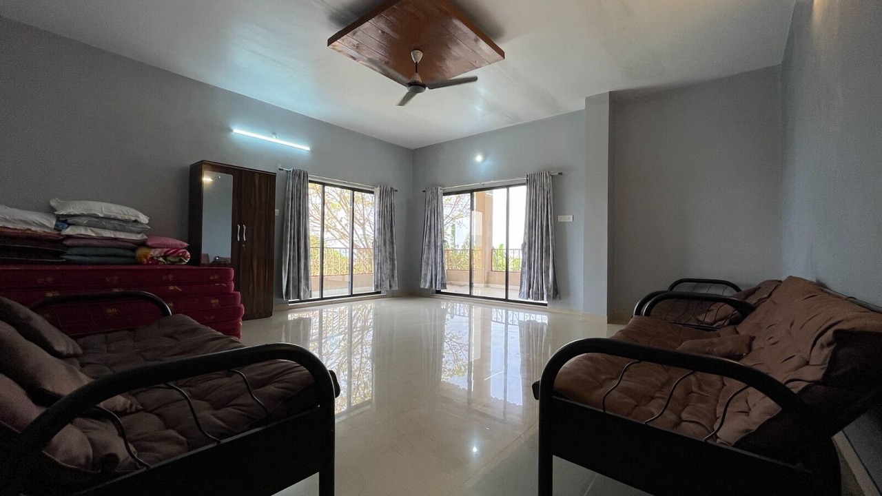 Photo of Livingroom in Bhilar