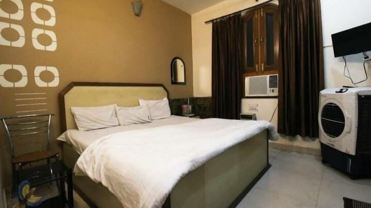 Photo of Bedroom in Haridwar