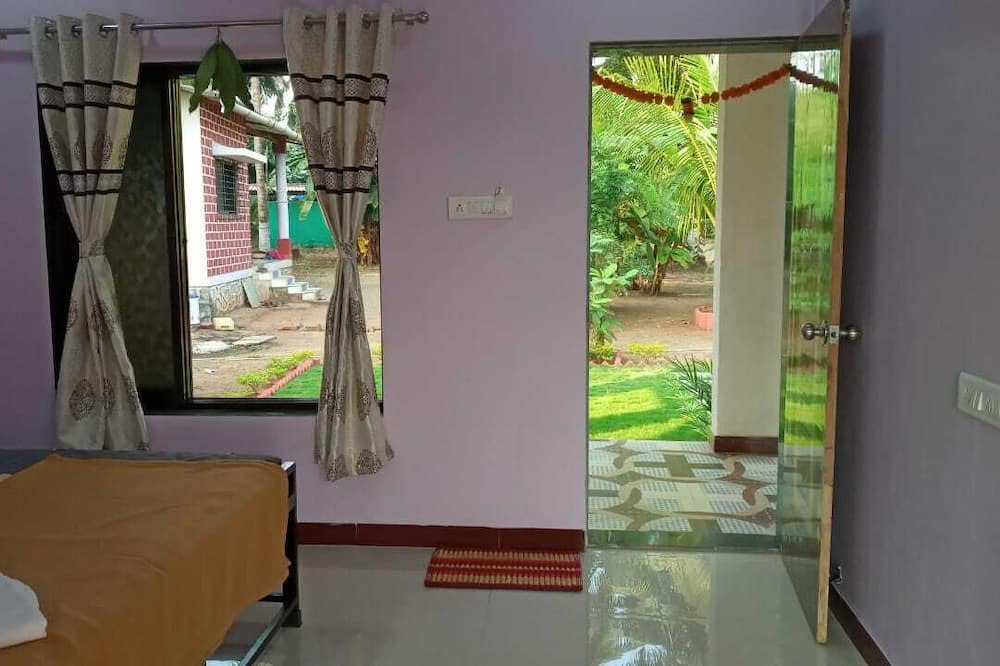 Photo of Bedroom in Alibaug