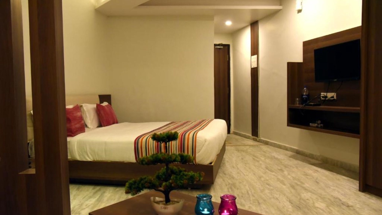 Photo of Bedroom in Mahesana
