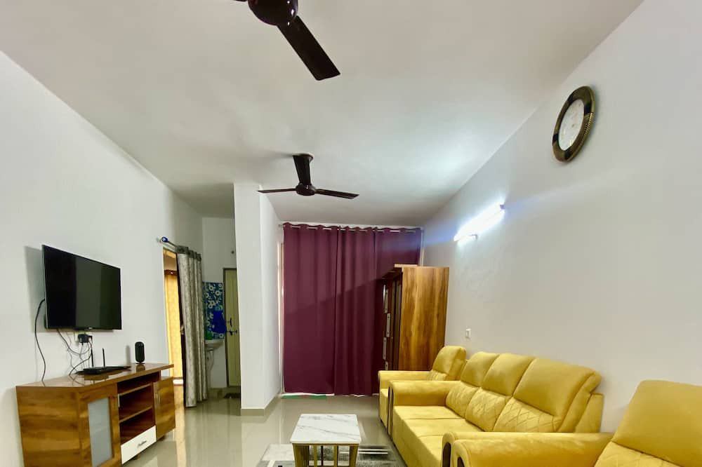 Photo of Livingroom in Pune