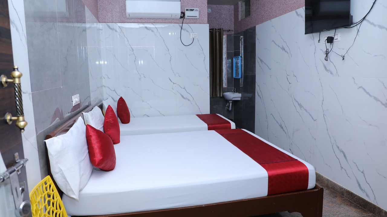 Photo of Bedroom in Srikalahasti