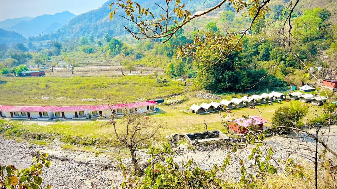 Photo of Outdoor in Sirala