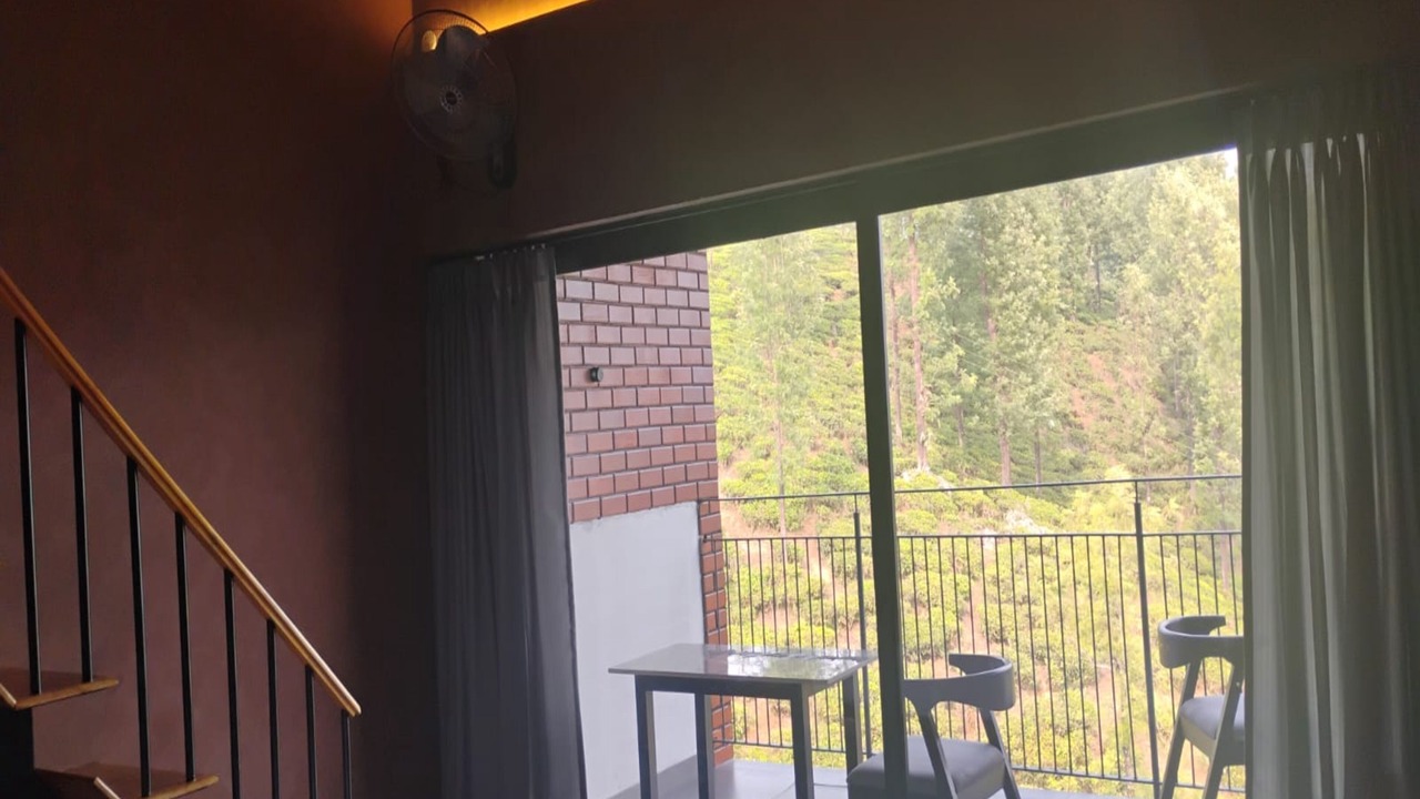 Photo of Patio Balcony in Valparai