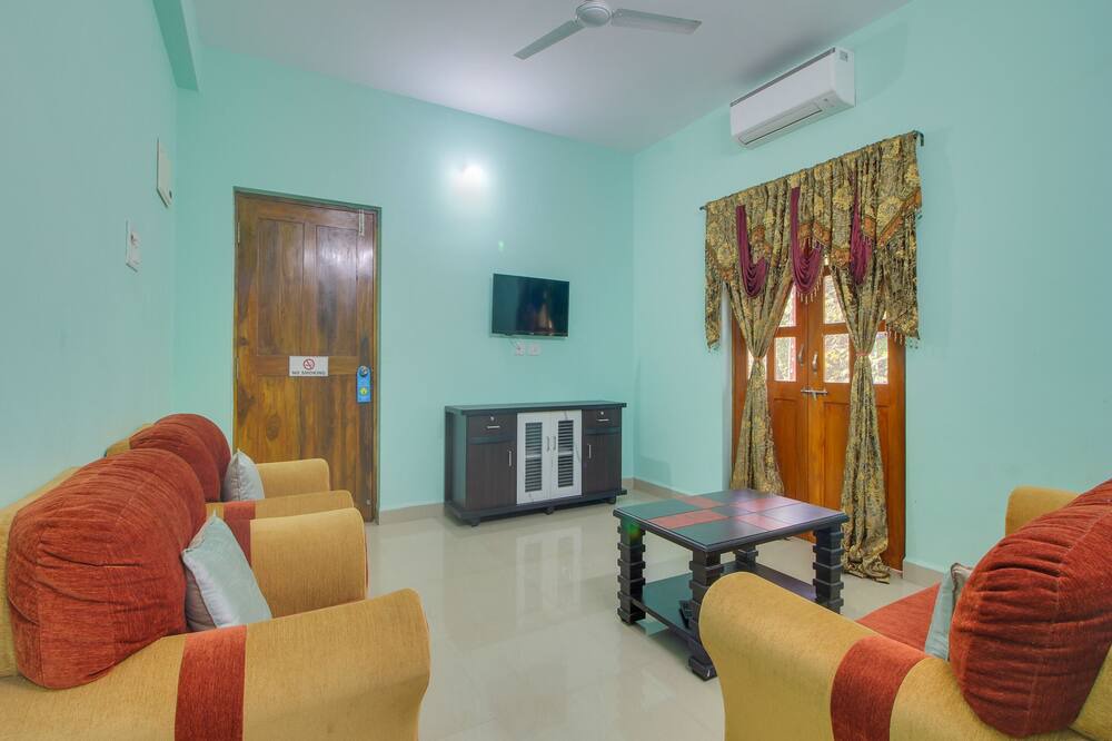 Photo of Livingroom in Ella