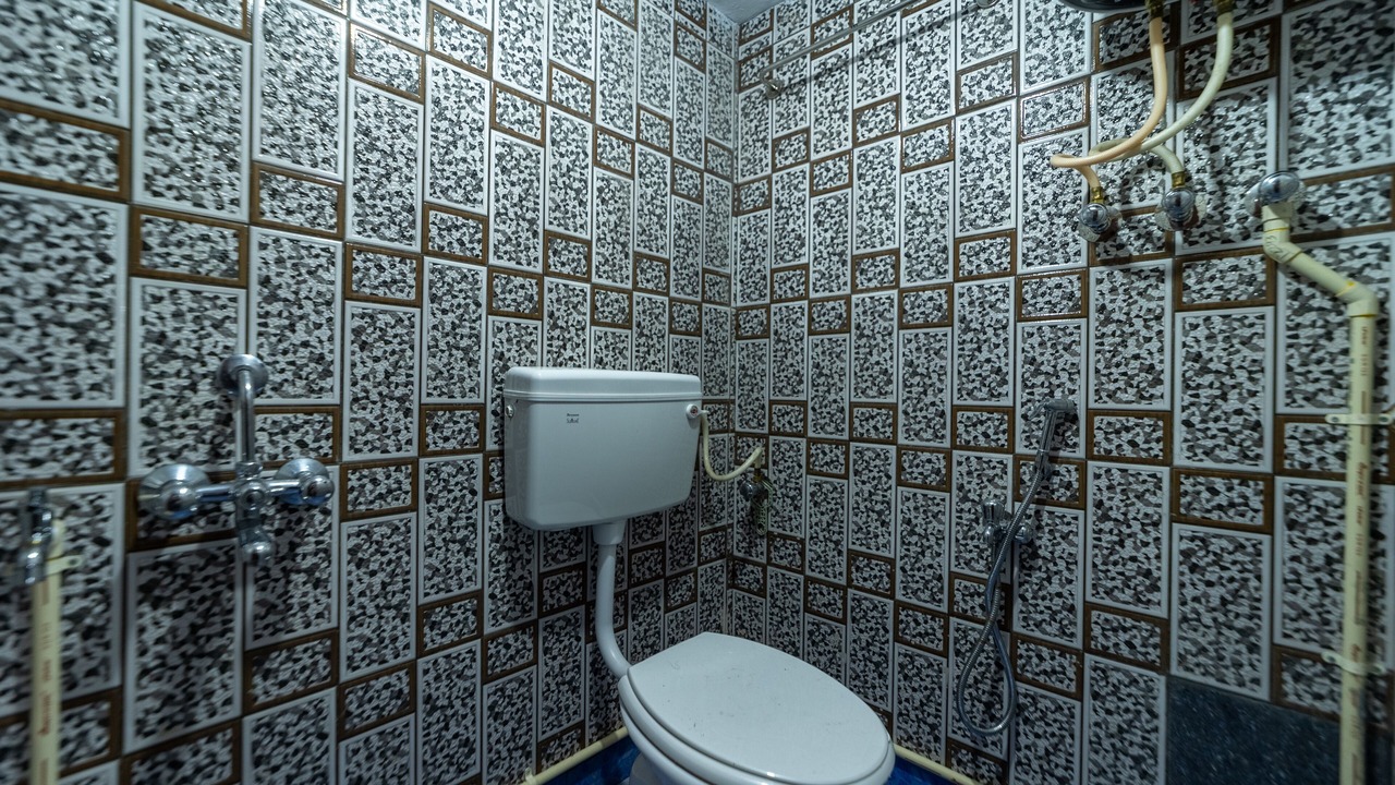 Photo of Bathroom in Valparai