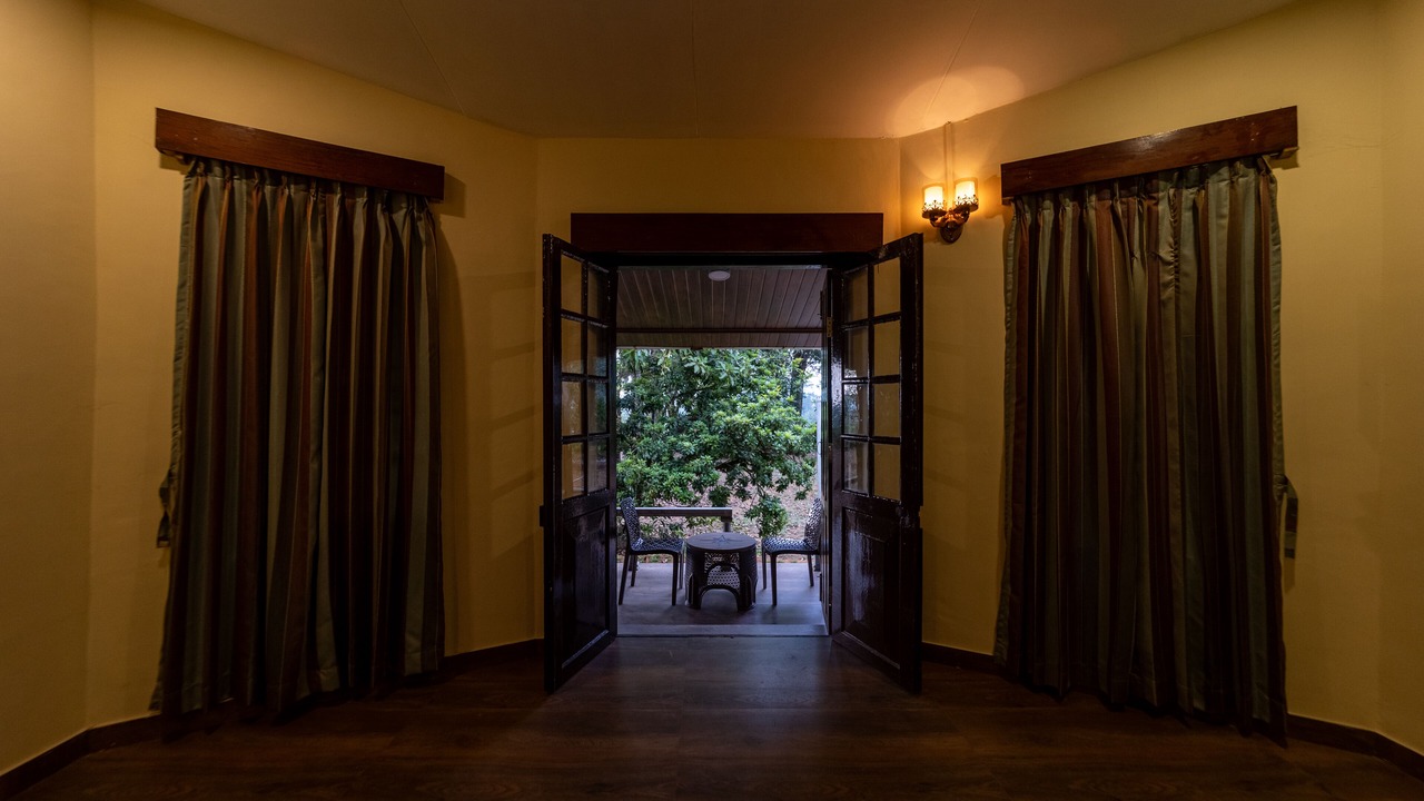 Photo of Bedroom in Valparai