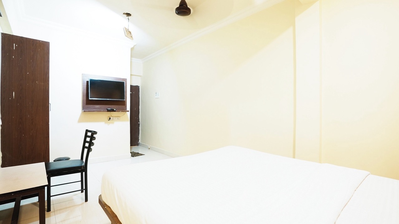 Photo of Bedroom in Amarnath