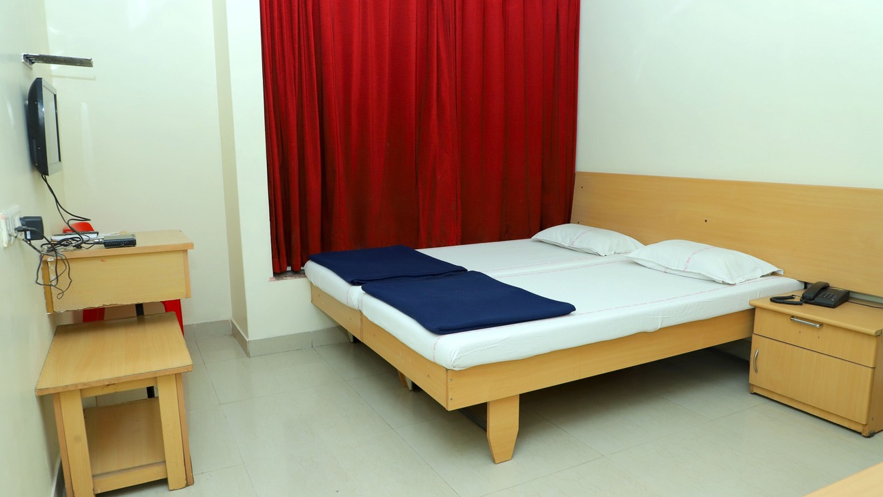 Photo of Bedroom in Latur