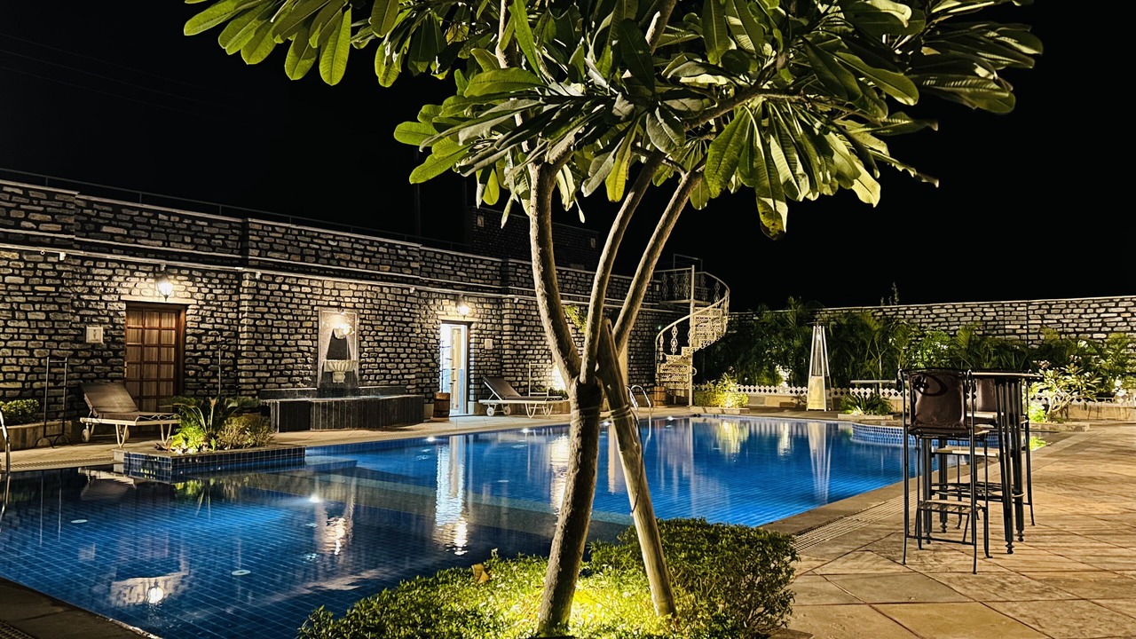Photo of Outdoor in Desuri