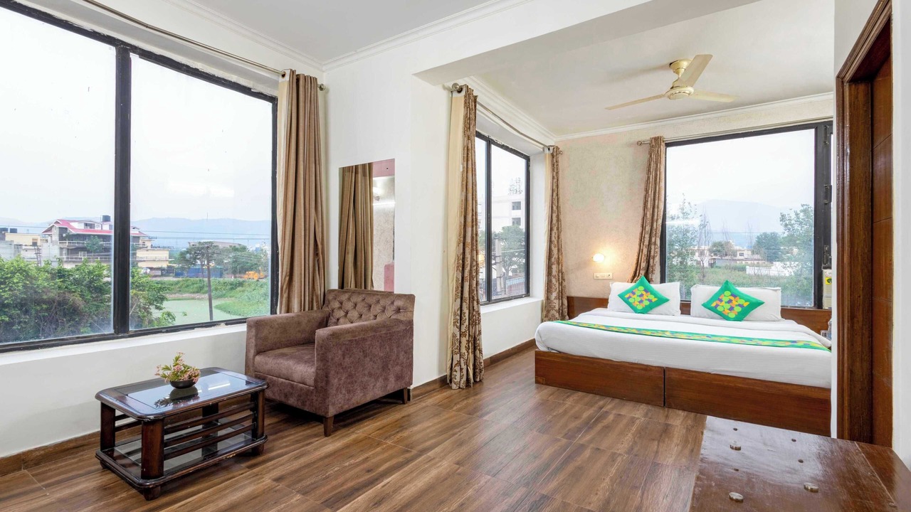 Photo of Bedroom in Kuthar