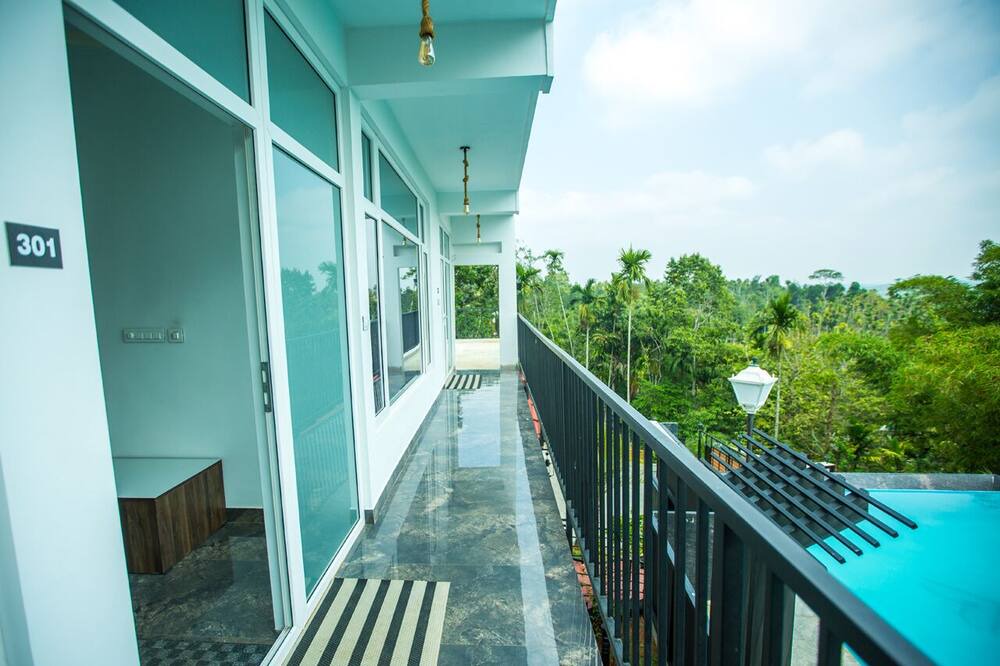 Photo of Outdoor in Moolakadai