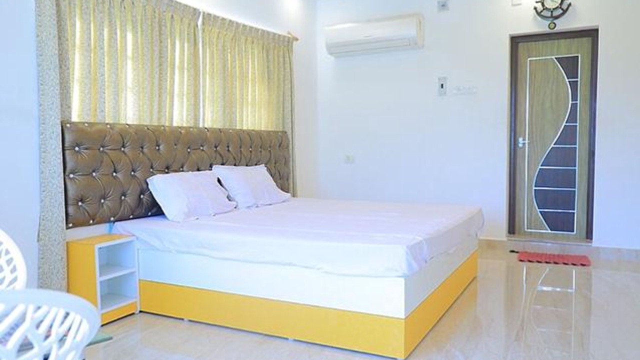 Photo of Bedroom in Koonimedu