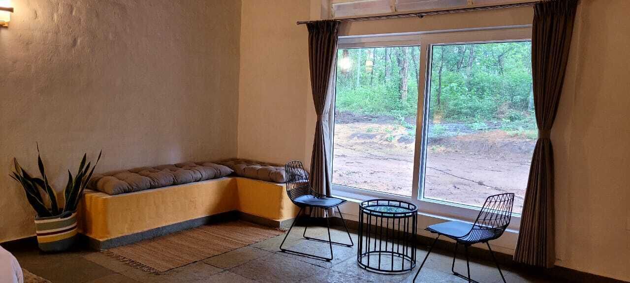 Photo of Bedroom in Timbholi