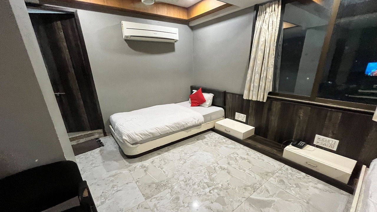 Photo of Bedroom in Ahmedabad