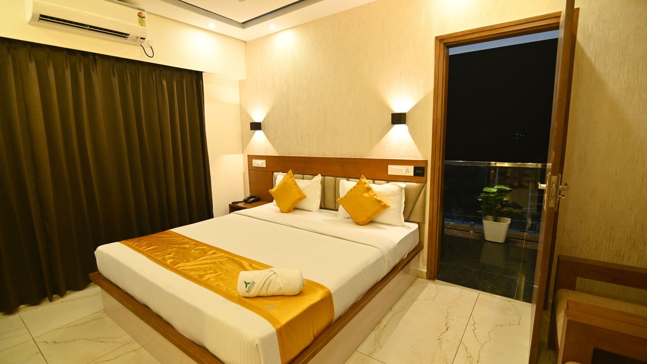 Photo of Bedroom in Adyar