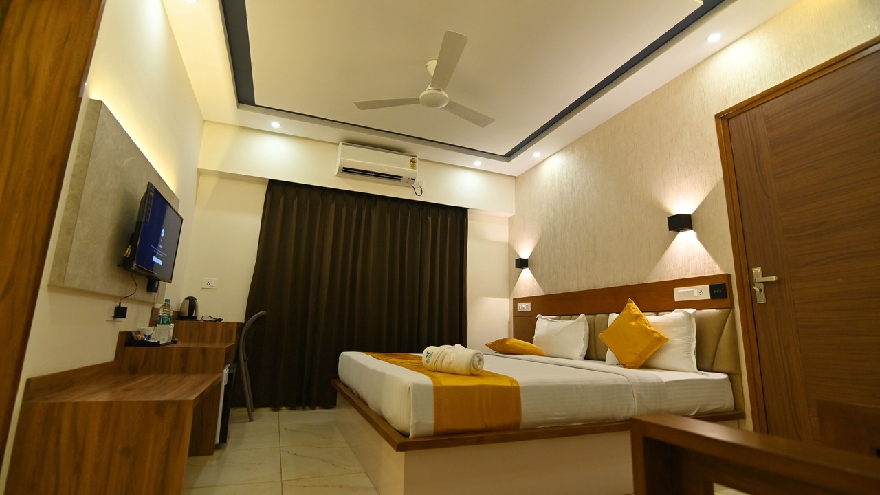 Photo of Bedroom in Adyar