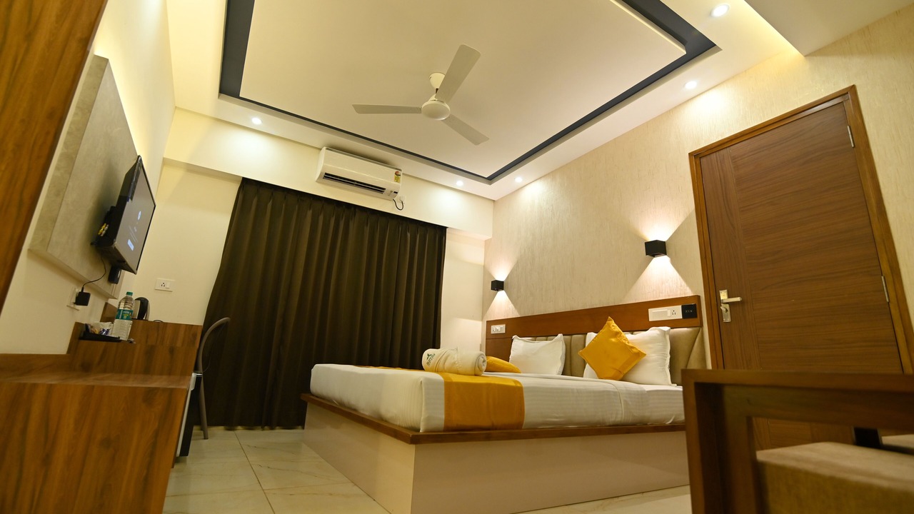 Photo of Bedroom in Adyar