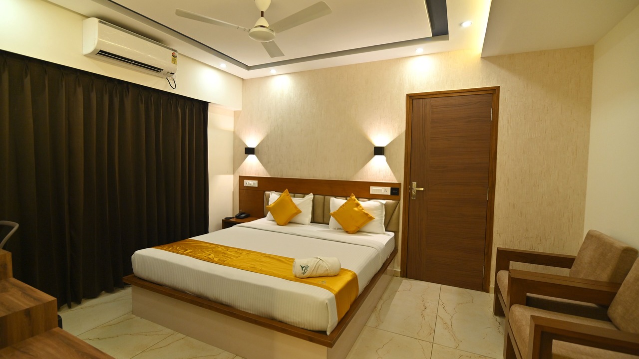 Photo of Bedroom in Adyar
