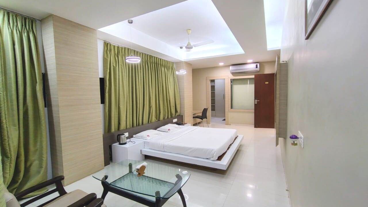 Photo of Bedroom in Ratnagiri