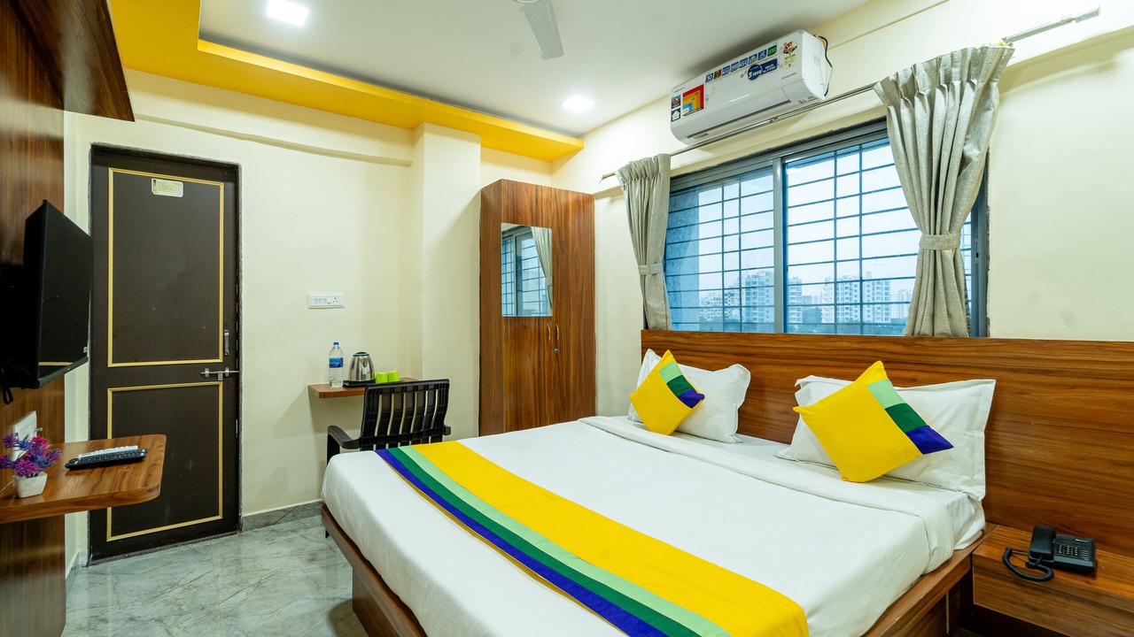 Photo of Bedroom in Hadapsar