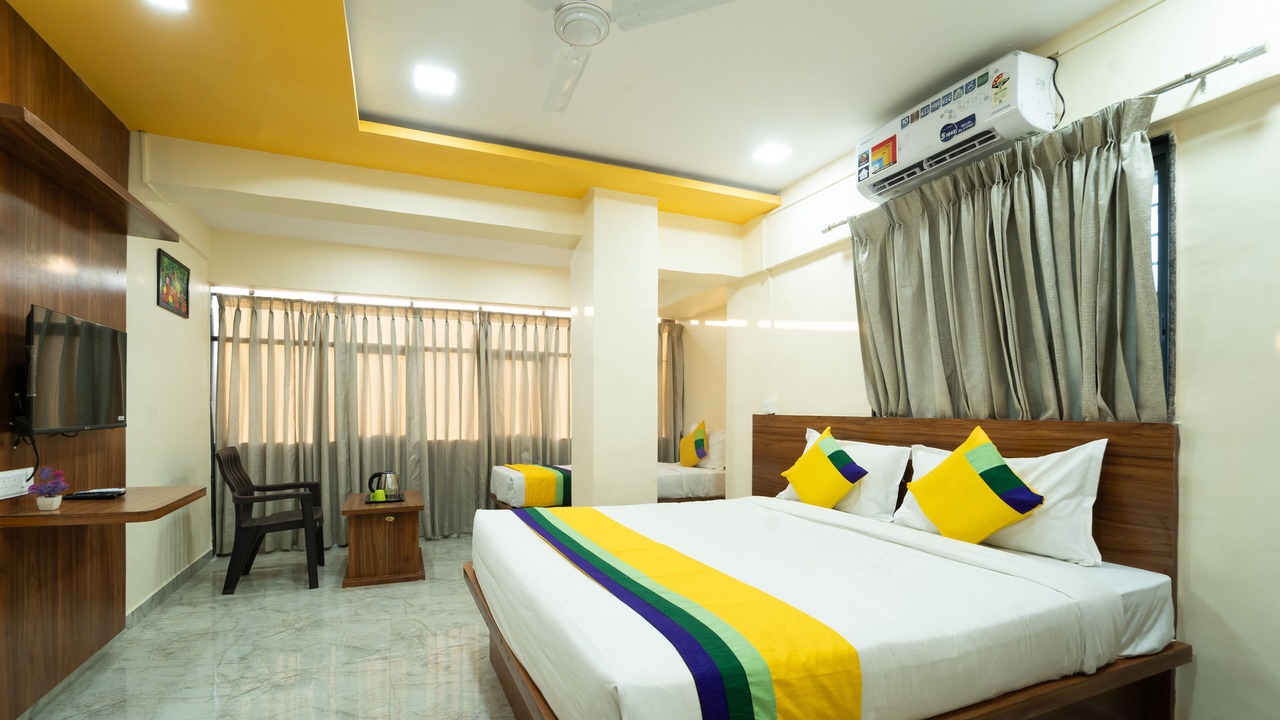 Photo of Bedroom in Hadapsar