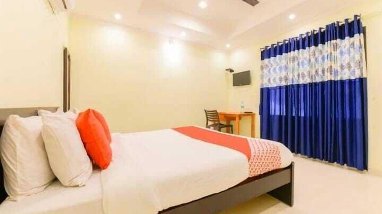 Photo of Bedroom in Alappuzha