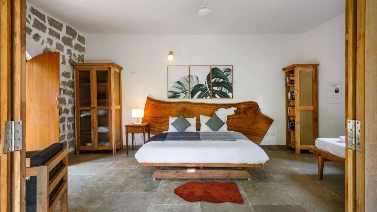 Photo of Bedroom in Somvarpet