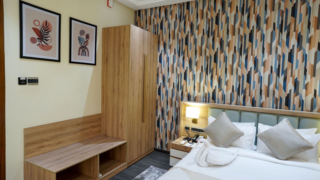 Photo of Bedroom in Sadar