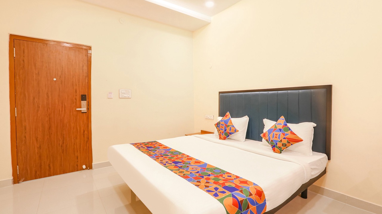 Photo of Bedroom in Mahbubnagar