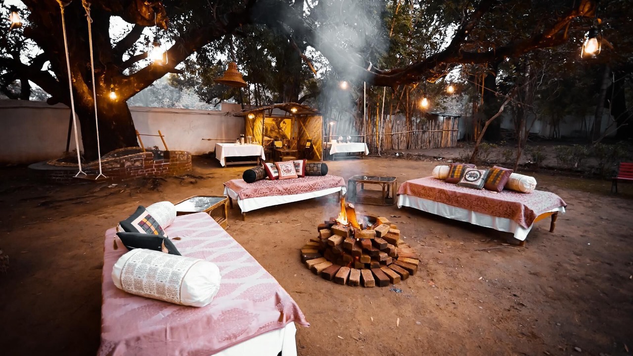 Photo of Outdoor in Mocha