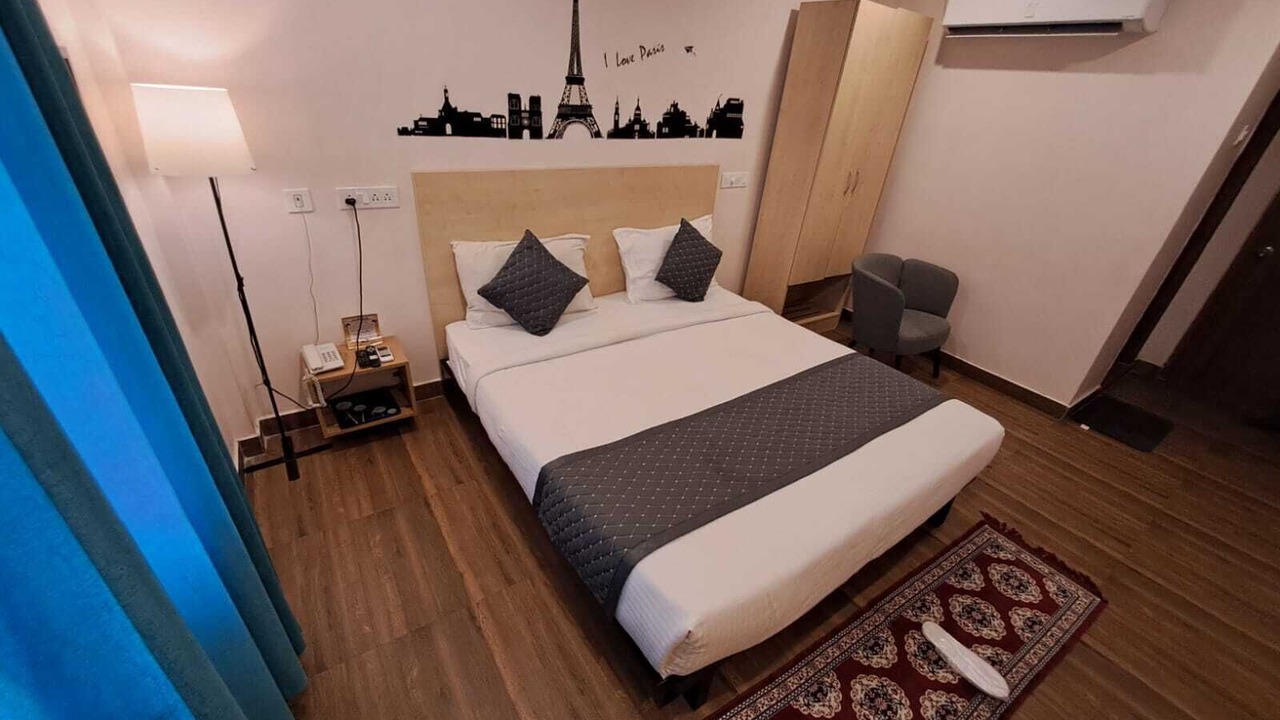 Photo of Bedroom in Kakinada