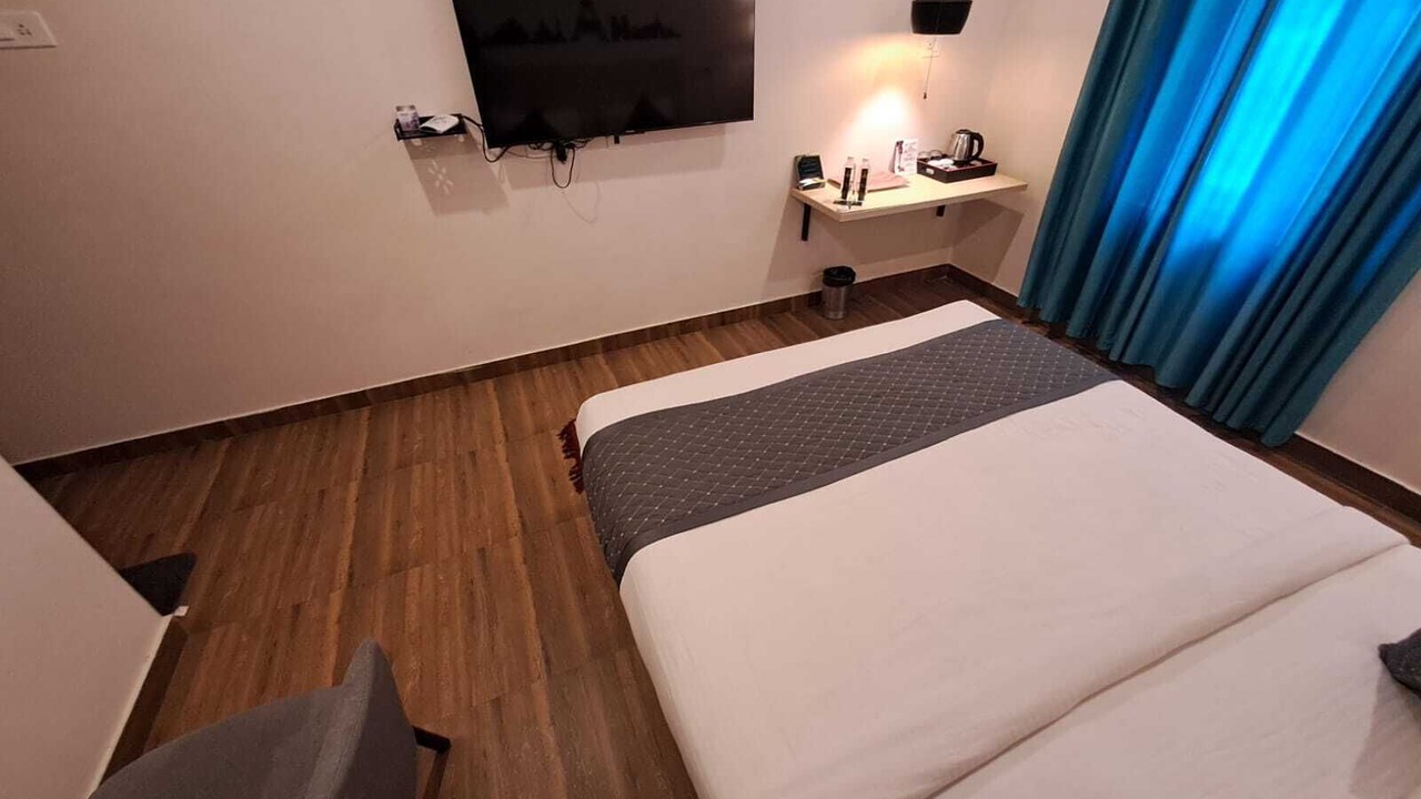 Photo of Bedroom in Kakinada