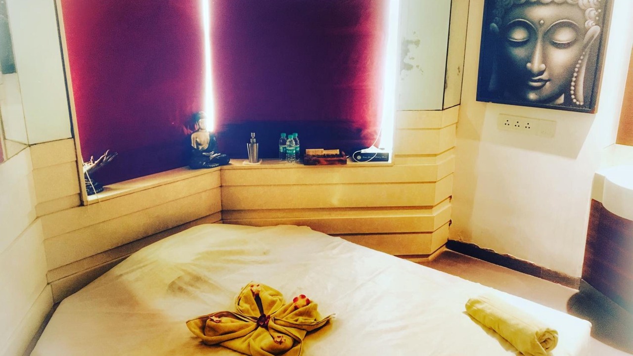 Photo of Bedroom in Juhu