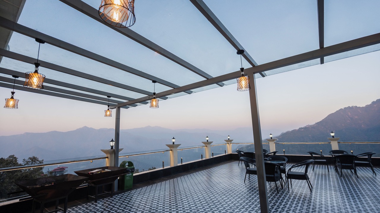 Photo of Patio Balcony in Library Road
