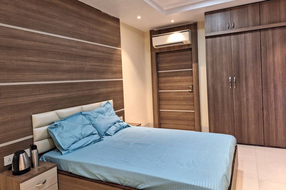 Photo of Bedroom in Kalighat