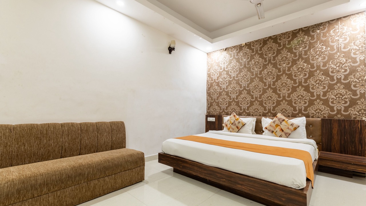 Photo of Bedroom in Bhopal