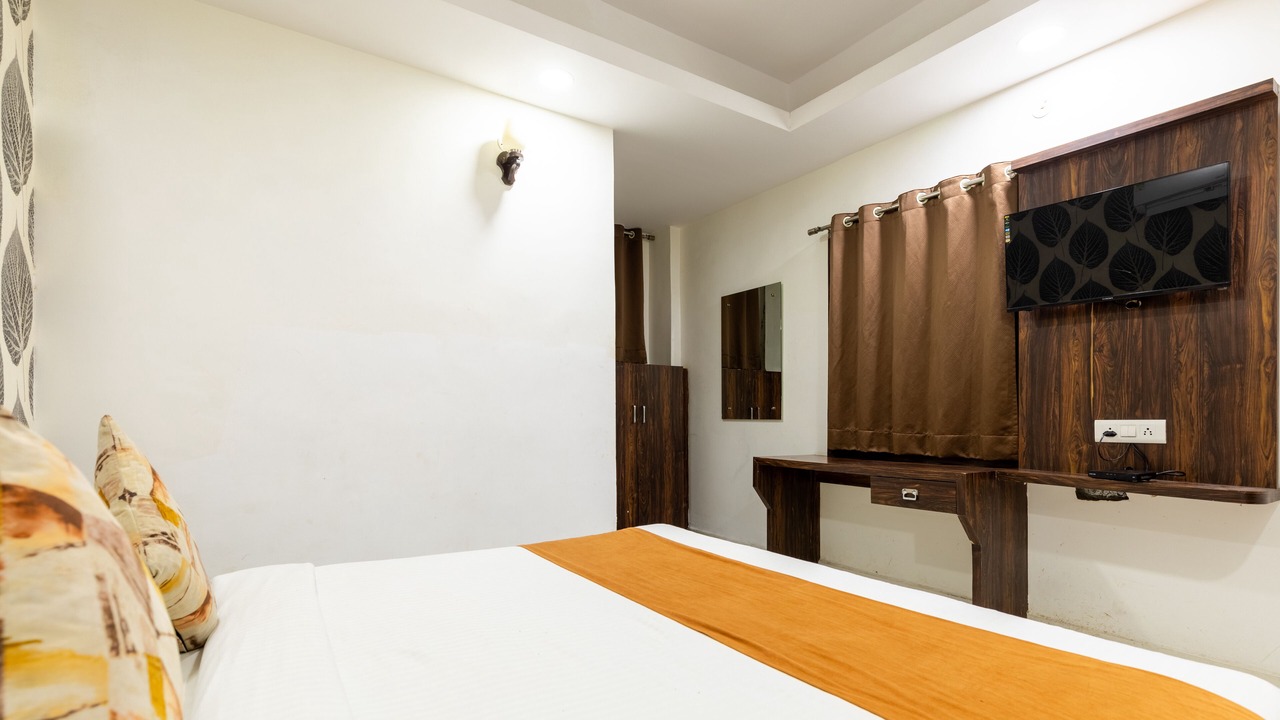 Photo of Bedroom in Bhopal