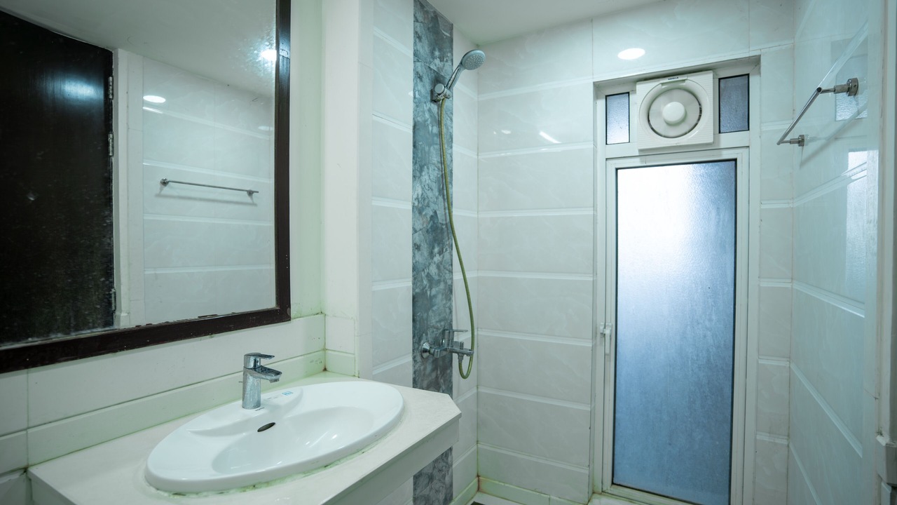 Photo of Bathroom in Oragadam
