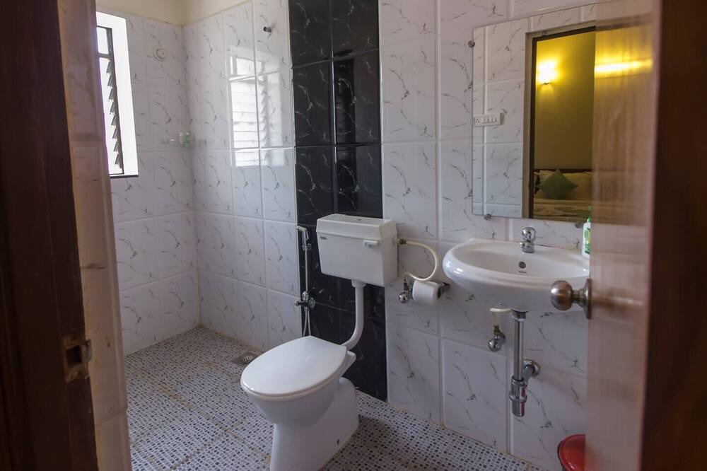 Photo of Bathroom in Vagator