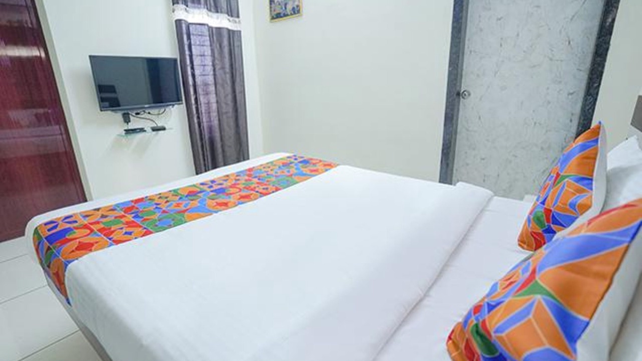 Photo of Bedroom in Vandavasi