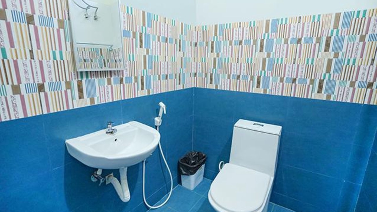Photo of Bathroom in Vandavasi